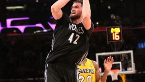 Unstoppable Love. Kevin Love a reușit primul triple-double din carieră