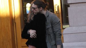 Sunt din nou împreună. Sharon Stone s-a împăcat cu modelul Martin Mica