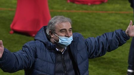 Mirel Rădoi, la un pas să rămână pe banca României! Dezvăluirile lui Mihai Stoichiță: „Mai departe, e hotărârea lui!”
