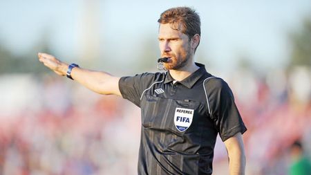 Tudor nu vede penalty-urile!** Centralul le-a refuzat celor de la Săgeata o lovitură de la 11 metri