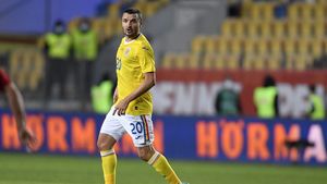 Constantin Budescu crede în șansele echipei naționale în drumul către EURO 2024, dar avertizează: „Ne dorim asta de mult timp!” | VIDEO EXCLUSIV