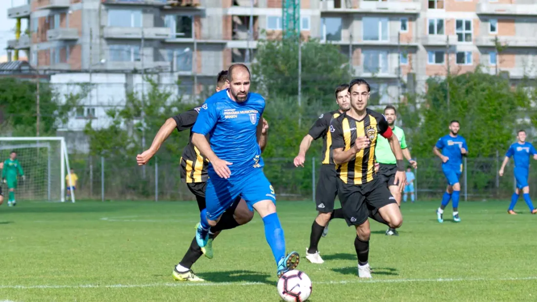 Marian Constantinescu, antrenor la Corona Brașov, echipă înscrisă în Liga 4 Brașov. Ce obiective are