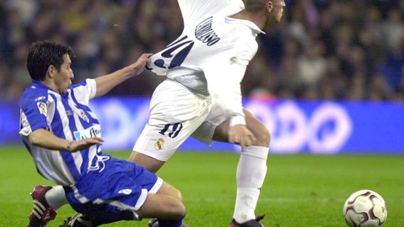 "Voi chiar vă bateți joc de noi!? Ce, suntem CLOVNI?" FOTO** Astea sunt OFICIAL cele mai urâte tricouri purtate de o echipă în noul sezon! Fanii se simt UMILIȚI