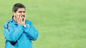 Încet, dar sigur, Lăcătuș cedează!** Vezi detalii incredibile din vestiarul Stelei