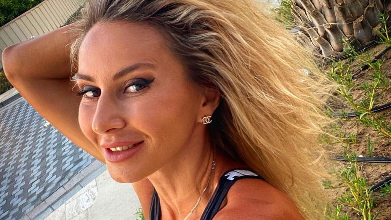 Motivul pentru care Crina Abrudan călătorește des singură. Ce se întâmplă în mariajul ei cu fostul fotbalist Gabi Popescu: „Pentru el e mai complicat”