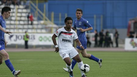 "Mă simt bine!** Plec în Antalya"