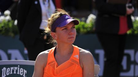 Jurnaliştii din SUA, reacție vehementă şi nemiloasă după ce Simona Halep nu a primit wildcard la Roland Garros! Americanii aplaudă decizia francezilor: "Au procedat corect. Pedeapsa pentru dopaj a fost redusă, nu anulată de tot"