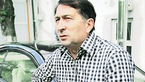 Crăciunescu: „Adi, renunță la fotbal!"
