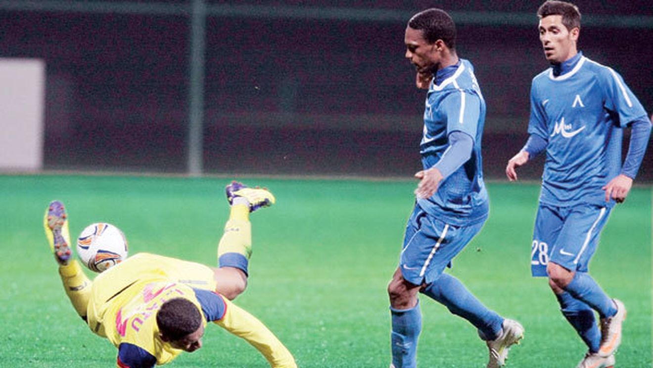 Steliștii sunt "morți"!** Ilie Stan a trecut peste decizia care ar putea să-l coste enorm: "dubla" cu Twente, în pericol?