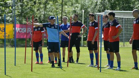 Rivalele nu înțeleg cum de au găsit steliștii soluția!** Cele trei puncte forte din pregătiri care plasează trupa lui Reghecampf ca favorită în lupta pentru titlu