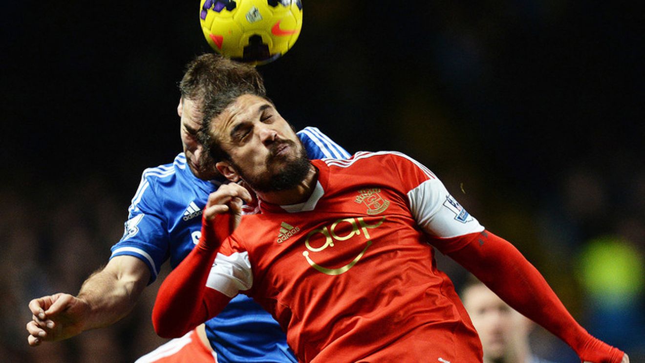 Osvaldo a fost suspendat trei meciuri și amendat cu 40.000 de lire sterline