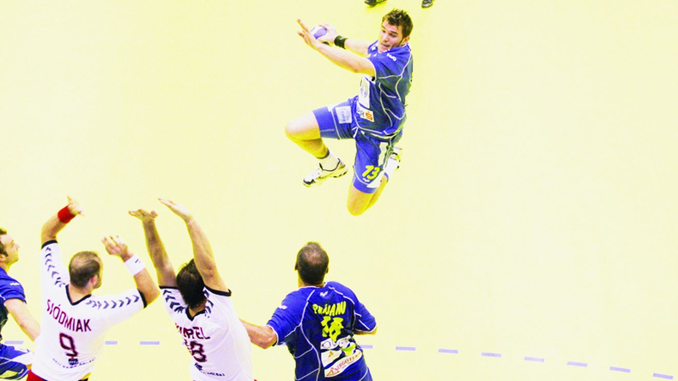 Unul dintre cei mai buni handbaliști români nu merge la Mondiale!** Vezi motivul pentru care Șania nu a fost convocat!