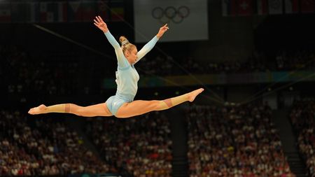 TAS a decis audierea Donatellei Sacchi, „omul-cheie” în cazul gimnastelor Voinea și Bărbosu! România o consideră vinovată pentru dezastrul din finala de la sol, dar italianca de 65 de ani e susținută în proces de FIG