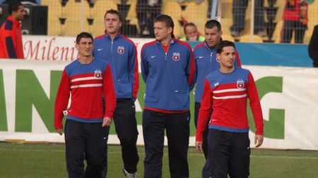 Medicul chirurg s-a crucit când a văzut ce accidentare are fotbalistul FCSB: „Am crezut că nu va mai juca niciodată!”