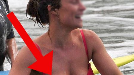 Surfingul, sport extrem. Ce vedetă a simțit asta pe propria piele