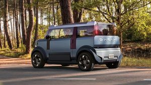 Francezii au descoperit noua Dacia Hipster: autonomie de 200 km și un preț sub 15.000 de euro!