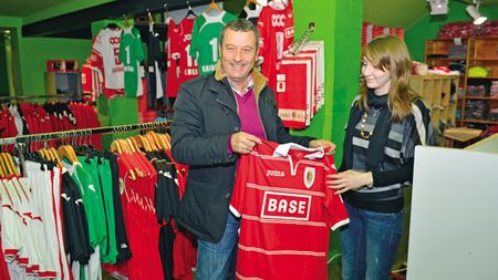 FABULOS Rednic nu credea că așa ceva e posibil!** "Nu ne-a venit să credem" Cum și-a recuperat Standard banii pe două transferuri în doar șapte zile