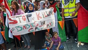 Conflictul din Fâșia Gaza poate afecta fotbalul. Israelul spune că gruparea Hamas este susținută de bani proveniți din Qatar: "Cerem FIFA să le retragă dreptul de a organiza Campionatul Mondial"