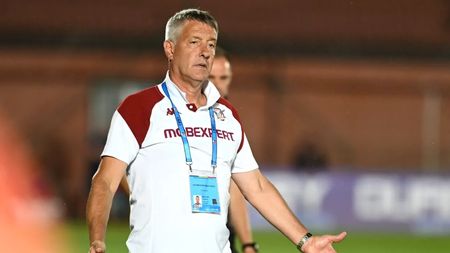 Ghinion pentru unul dintre fundașii Rapidului. S-a accidentat și nu se antrenează de o săptămână. Ce s-a întâmplat | EXCLUSIV