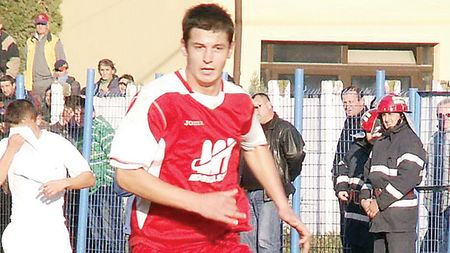 Șefii îl motivează pe Crișan:** "Muncește și ajungi Gardoș!"