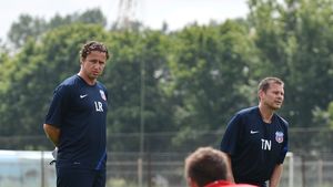 Dezvăluire | S-a aflat suma pe care o investește Steaua în vitaminizarea jucătorilor. Cât îl costă pe Becali metodele de pregătire ale lui Thomas Neubert