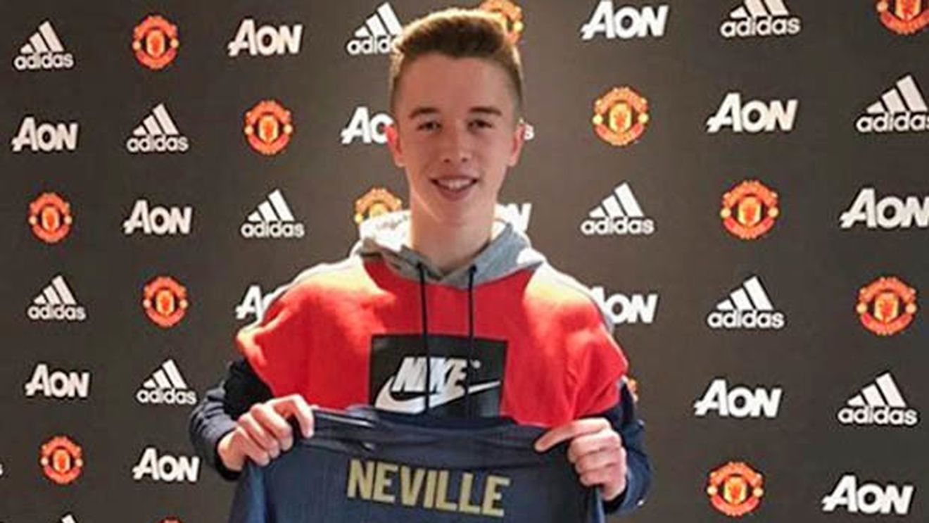 Dinastia Neville, episodul din 2018. Cine e Harvey Neville, puștiul care tocmai și-a pus iscălitura pe un contract "beton" cu Manchester United