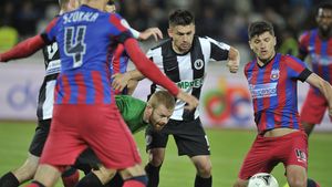 Veselovsky, slovacul care n-a mai ajuns la Steaua: "Campionatul din România e mai puternic decât al Slovaciei, dar Trencin a crescut de la an la an". Ce spune portarul despre oferta trupei lui Mirel Rădoi
