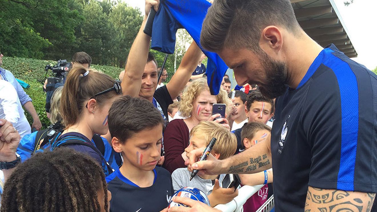 Presiunea e pe "Cocoși": "Tensiunea crește cu cât ne apropiem de meciul cu România!" Reacția lui Giroud înainte de Franța - România, meciul de deschidere al Euro 2016