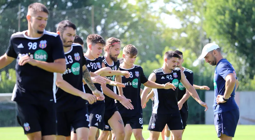 Steaua și-a prezentat un nou echipament pentru noul sezon de Liga 2, iar în aceeași zi a primit o veste proastă din partea FRF. A pierdut apelul la TAS, e bună de plată și trebuie să joace încă un meci de acasă departe de casă