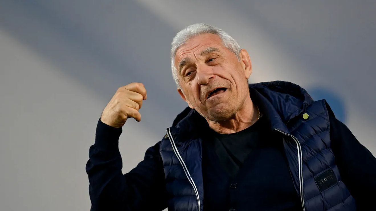 Ireal! Giovanni Becali a cerut un salariu de 5 ori mai mare decât i-au oferit catalanii pentru ca fotbalistul român să semneze cu FC Barcelona: „Eu nici nu m-am uitat la contract"