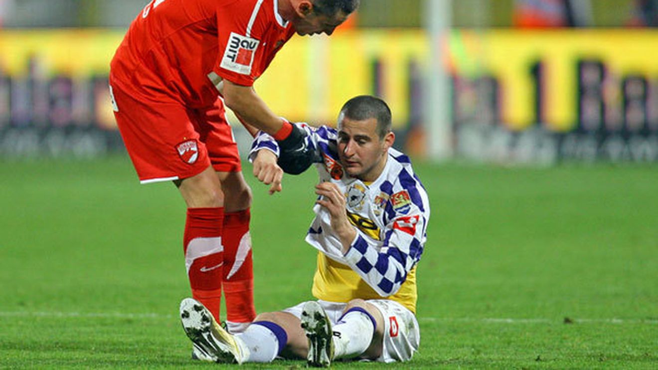 Dinamoviștii sunt alături de Ianis Zicu,** după ce mama mijlocașului a decedat