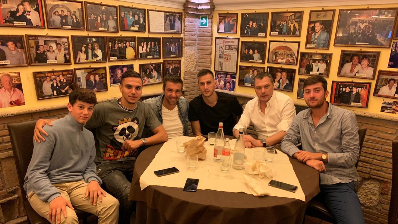 De ce nu a vrut Cristi Manea să fie coleg cu Vlad Chiricheș la Sassuolo. Dezvăluirile impresarului: "Eu i-am pus ofertele pe masă, el a ales"