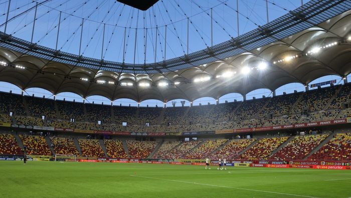 FCSB a vândut la foc automat pachete de bilete pentru Europa League. Gigi Becali a încasat primul jackpot financiar