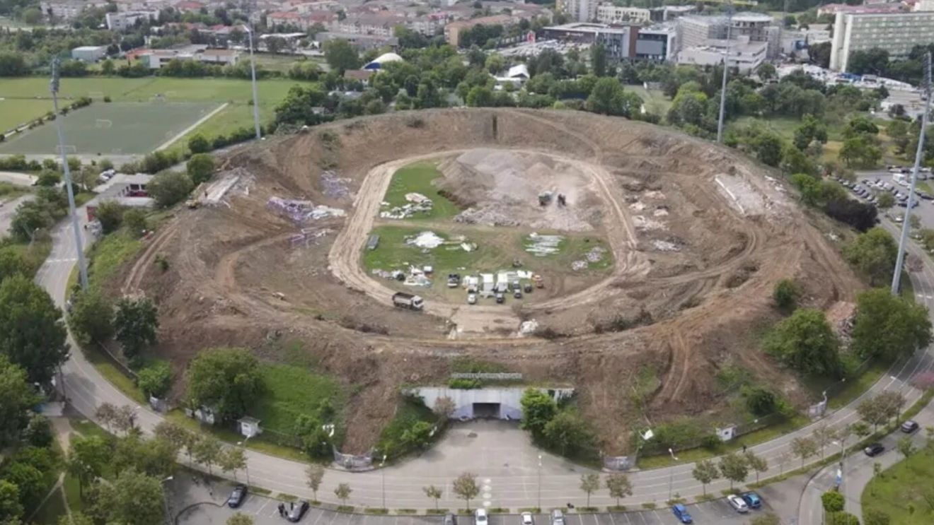 S-a evaporat stadionul legendar din România. A fost demolat complet pentru a face loc noii construcții de 130.000.000 de euro