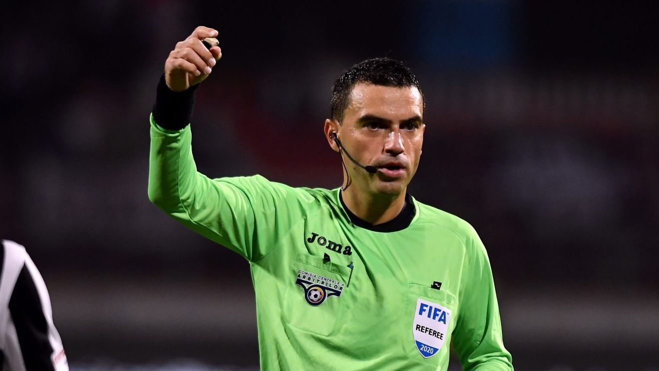 Delegare cu scandal la Dinamo - FC Voluntari! Ovidiu Hațegan e considerat „omul de casă” al „câinilor”: „Uitați-vă la el când arbitrează!”