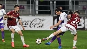 Zero barat în Rapid - FC Argeș! Fotbal cu pipeta, 0-0 la goluri, doar 3 șuturi spre spațiul porții, meci de neprivit
