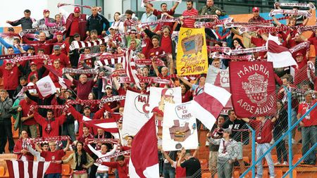Derby fantomă!** Clujenii - interziși în "Groapă", fanii dinamoviști - dezinteres total
