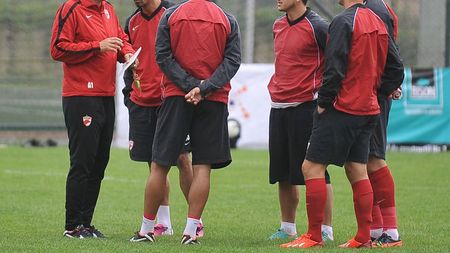 Se schimbă liniile la Dinamo? "Sunt mai mulți care vor să plece și au oferte"