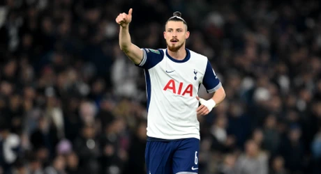 ”Trei giganți” îl vor pe Radu Drăgușin! Tottenham a luat imediat decizia finală