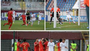 "Lupii" au urcat pe primul loc în clasament: CS U Craiova - Petrolul 0-2. Rapid - Astra 0-2, giuleștenii au jucat o oră în zece oameni