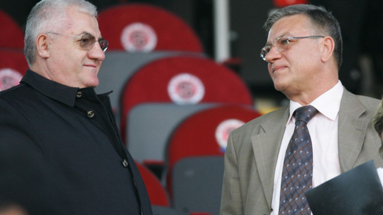 Lasă Steaua pentru Federație?** Încă un "contracandidat" pentru Sandu :) Iordănescu are soluția pentru criză