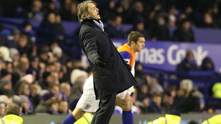 Bogații transferă ca săracii!** Manchester City&Co au devenit mai zgârie-brânză decât Copos, de frică să nu fie excluse din Europa 