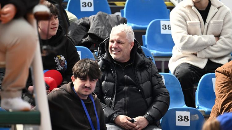 Apariție surprinzătoare a lui Marius Șumudică. La ce meci a fost fotografiat