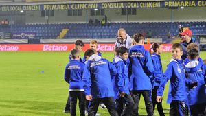 Vedetele FCSB, asaltate de juniorii de la Metaloglobus. Ce s-a întâmplat chiar pe terenul din Clinceni