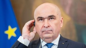 E milionar și are curaj să vorbească la adăpostul averii sale uriașe despre deciziile premierului României: „Bolojan a fost adus să dea cu barda în Dumnezeu”