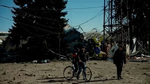 Hackerii ruși „Viermii Nisipului”, răspuns dur în războiul cu cei de la Anonymous! Au încercat să bage Ucraina într-un blackout electric, printr-o lovitură cibernetică teribilă