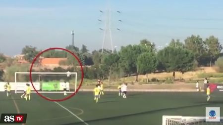 Care ar fi șansele să fii un copil de șase ani și să ai parte de așa ceva? "Arogantul" Ronaldo a surprins pe toată lumea: ce a făcut la un meci de fotbal între copii