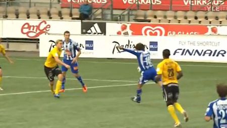 VIDEO Tataie? Nu, 'TĂ‚TIC'!** Asta face un SUPER jucător la 40 de ani! Ce gol a dat omul refuzat de Dinamo în '92!