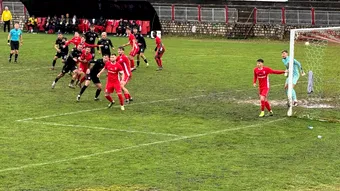 ”Cu ajutorul” suprafeței de joc, AFC Câmpulung Muscel a scos un punct important. Alecsandru Popovici: ”Raportul de forțe se echilibrează în astfel de condiții”