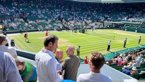 Loja Simonei Halep, neîncăpătoare la semifinala de la Wimbledon cu Elena Rybakina! | FOTO
